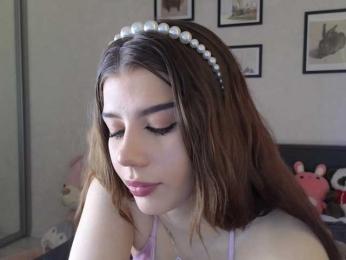 dolly-ll — Bongacams recorded stream image, 02.04.2025 13:20