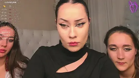 RollingGirls — Stripchat recorded stream image, 04.02.2025 05:20
