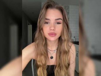 SweetyMia — Bongacams recorded stream screenshot (04 Feb 2025)