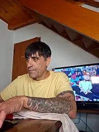 Elnonoykeila77 — Stripchat recorded stream image, 03.04.2025 00:30