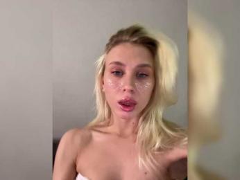 Sunlovv — Bongacams recorded stream image, 03.04.2025 06:10