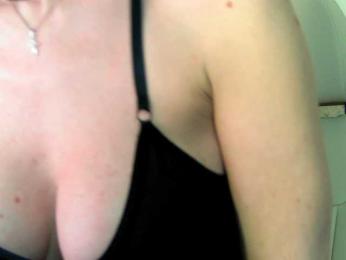 Mashulya29 — Bongacams recorded stream image, 03.04.2025 06:10