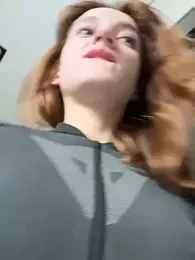 -AngelAri- — Stripchat recorded stream image, 03.04.2025 09:20