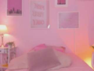 little-natt — Camsoda recorded stream image, 03.04.2025 14:00