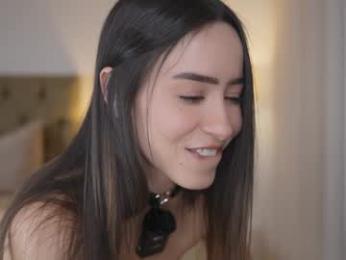 emyii — Chaturbate recorded stream image, 03.04.2025 21:00