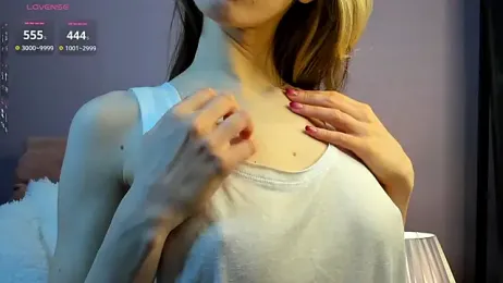 Dearly_Emily — Stripchat recorded stream image, 04.04.2025 01:00