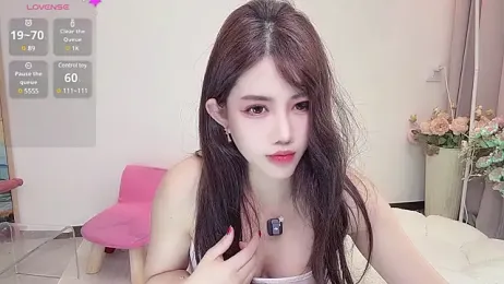 Selenaaaaa- — Stripchat recorded stream image, 04.04.2025 11:50