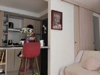 karlyee — Camsoda recorded stream screenshot (04 Apr 2025)