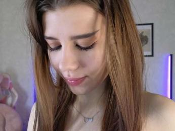 dolly-ll — Bongacams recorded stream image, 04.04.2025 13:50