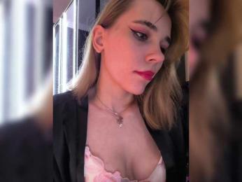 Kityteen — Bongacams recorded stream image, 04.02.2025 15:00