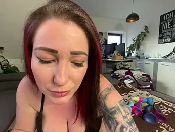 BonnyundClyde19 — Stripchat recorded stream screenshot (05 Apr 2025)