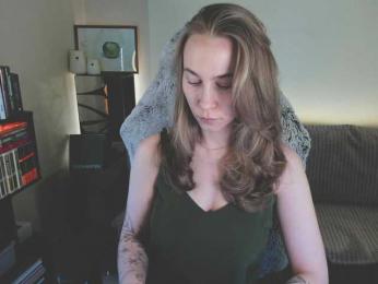 Adamova_Eva — Bongacams recorded stream screenshot (05 Apr 2025)