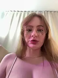 CaseyCumFace — Stripchat recorded stream image, 05.04.2025 20:30