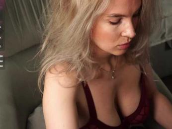 Eseniyavl — Bongacams recorded stream image, 06.04.2025 05:10