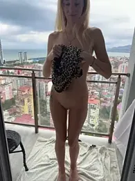 neighbours_love — Stripchat recorded stream image, 07.04.2025 08:40