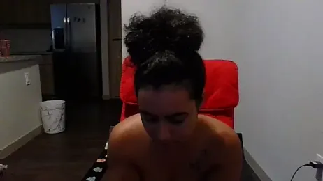 cinnaminnie — Stripchat recorded stream image, 09.04.2025 17:00
