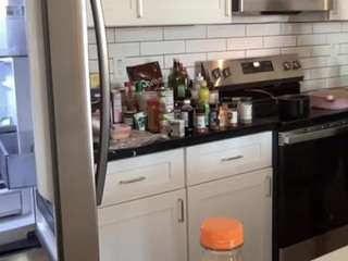 carmensindiego — Camsoda recorded stream image, 09.04.2025 16:50