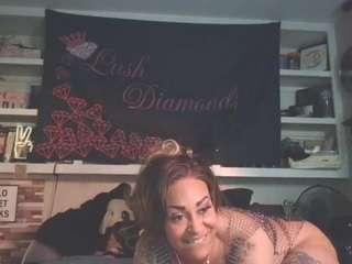 lushdiamondz — Camsoda recorded stream image, 10.04.2025 10:40