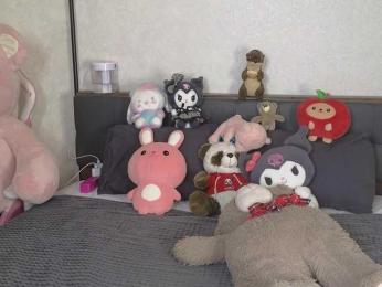 dolly-ll — Bongacams recorded stream image, 10.04.2025 13:30