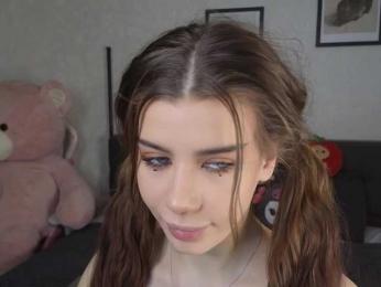 dolly-ll — Bongacams recorded stream image, 10.04.2025 13:30