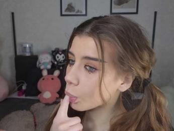 dolly-ll — Bongacams recorded stream image, 10.04.2025 13:30