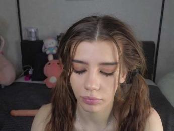 dolly-ll — Bongacams recorded stream image, 10.04.2025 13:30