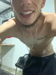 27powercm — Stripchat recorded stream screenshot (11 Apr 2025)