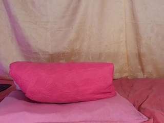 mssbombom — Camsoda recorded stream image, 11.04.2025 03:10