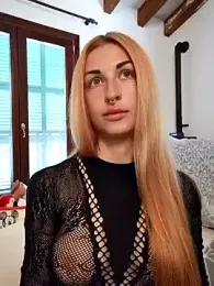 kylie_blck — Stripchat recorded stream image, 11.04.2025 10:30