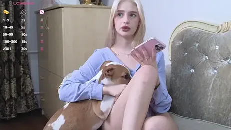 Betty_Blamee — Stripchat recorded stream image, 11.04.2025 08:40