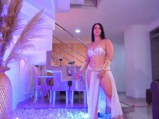 lara-giraldo — Camsoda recorded stream image, 12.04.2025 02:10