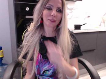 blondalina — Bongacams recorded stream image, 12.04.2025 19:10