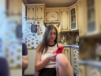 _Magic_ — Bongacams recorded stream image, 13.04.2025 09:20