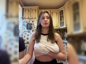 _Magic_ — Bongacams recorded stream image, 13.04.2025 09:20