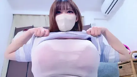 Megu_Melon — Stripchat recorded stream screenshot (13 Apr 2025)