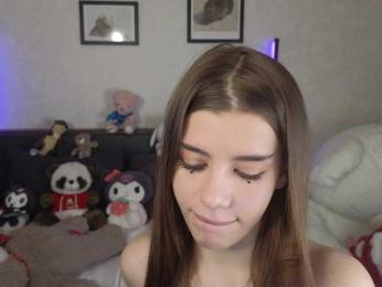 dolly-ll — Bongacams recorded stream image, 13.04.2025 13:30