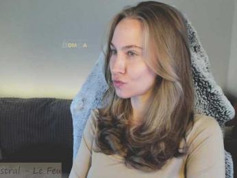 Adamova_Eva — Bongacams recorded stream screenshot (13 Apr 2025)