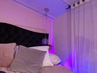 sofly-s — Camsoda recorded stream image, 05.02.2025 14:40
