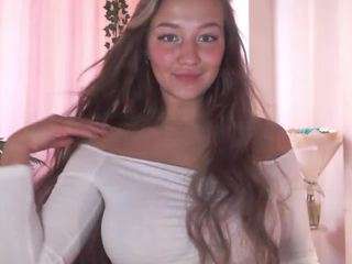 milkybunny — Camsoda recorded stream image, 15.04.2025 05:00