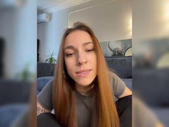 avolood — Bongacams recorded stream image, 15.04.2025 09:00