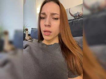 avolood — Bongacams recorded stream image, 15.04.2025 09:00