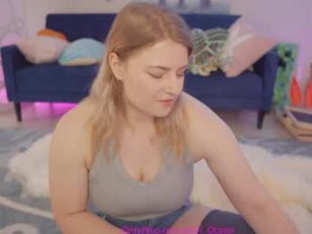 asiri_ocean — Chaturbate recorded stream image, 15.04.2025 13:30