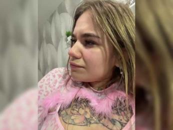 -Tiki-Riki- — Bongacams recorded stream image, 15.04.2025 15:00