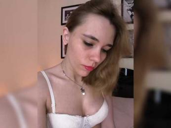 Kityteen — Bongacams recorded stream image, 16.04.2025 00:00
