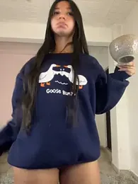 aly_golden_ — Stripchat recorded stream image, 16.04.2025 07:30