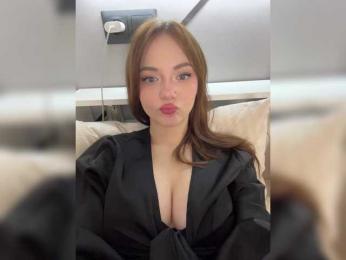 OlivkaVif — Bongacams recorded stream image, 16.04.2025 11:50