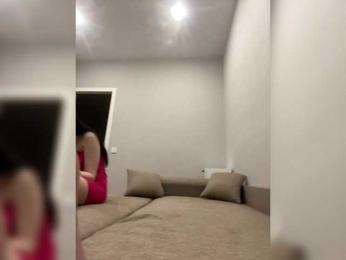 TUYA2 — Bongacams recorded stream screenshot (17 Apr 2025)