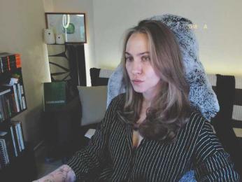 Adamova_Eva — Bongacams recorded stream screenshot (05 Feb 2025)