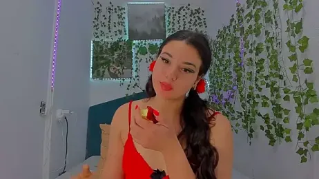 RedAssHottie — Stripchat recorded stream screenshot (18 Apr 2025)