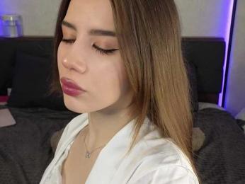 dolly-ll — Bongacams recorded stream image, 18.04.2025 13:30